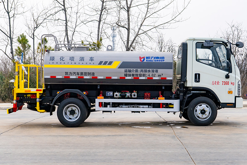 福田H2洒水车  5方