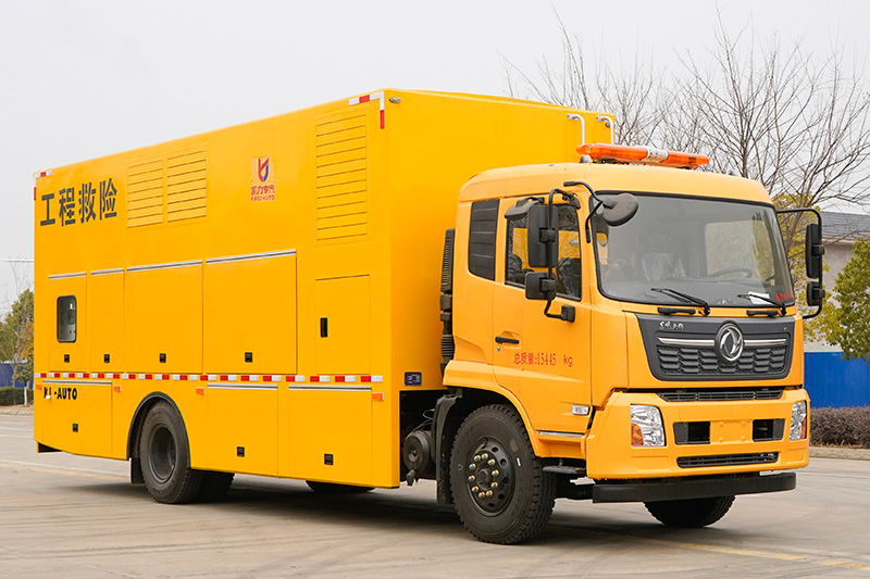 东风小多利卡双排救险车